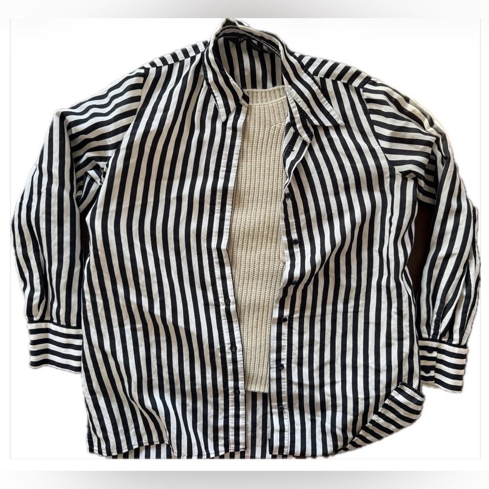 Black and White Striped Blouse and Beige Wool Blend Knit 2 Piece Old Money S